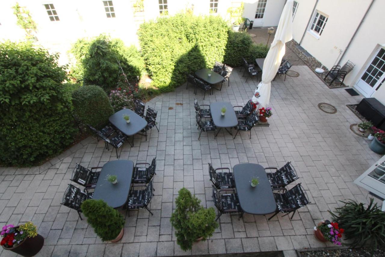 Hotel Weisser Schwan Erfurt Kültér fotó